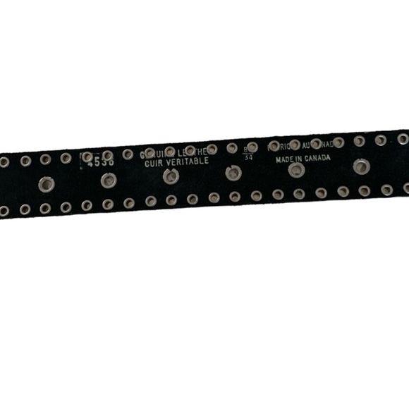 Studded Black Leather Belt Size 32 Streetwear Y2K Punk Edgy Made in Canada VTG - Picture 10 of 12